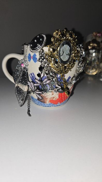 Mistery Jewelry Jar
