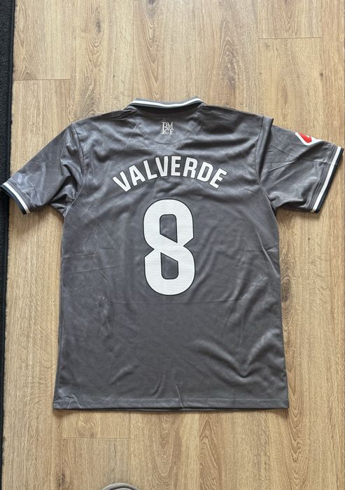Екип Реал Мадрид Валверде