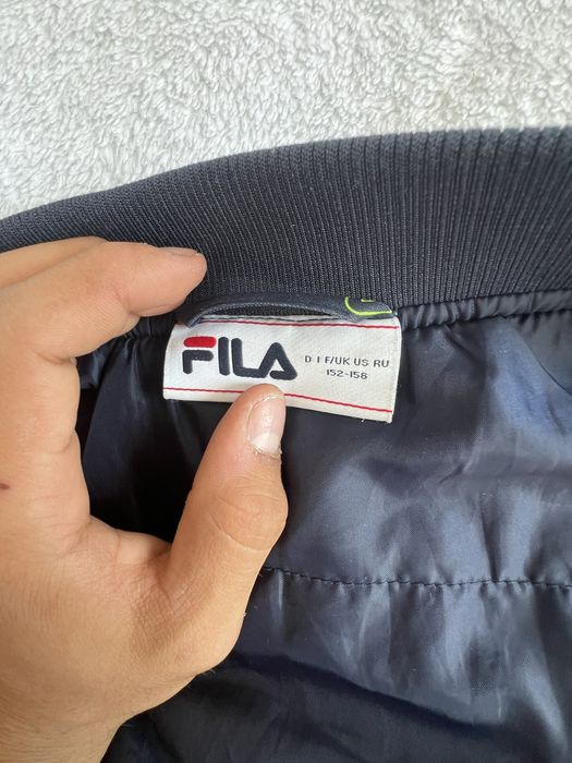 продам куртку Fila