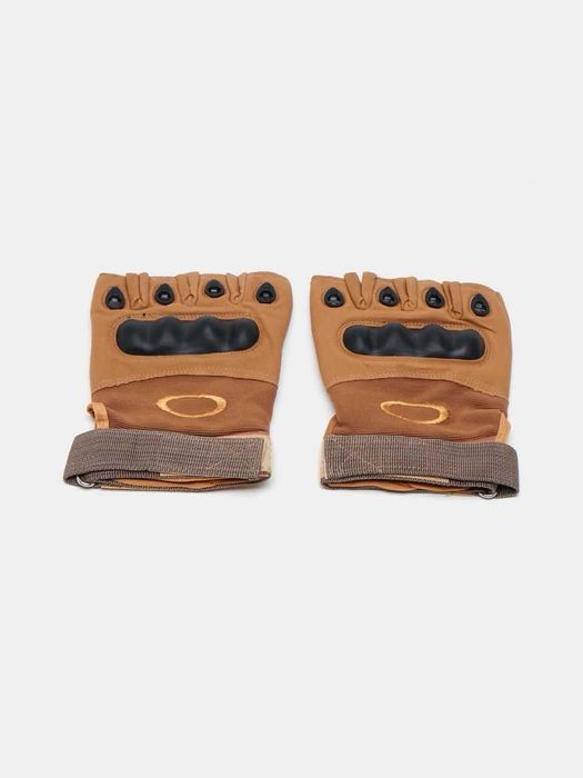 Перчатки без пальцев — для спорта