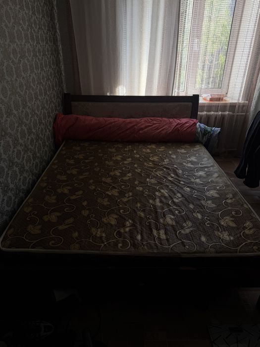 Продам кровать двухспальная