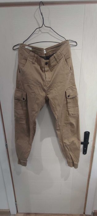 Панталон jack & jones нов 33:30