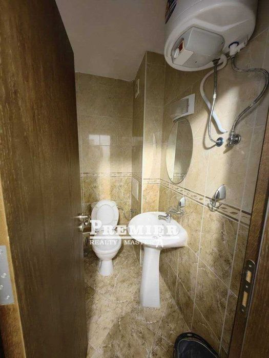 Продава се Магазин в Бургас, Акациите - 32 кв.м за 2469 €/кв.м - Снимка #9