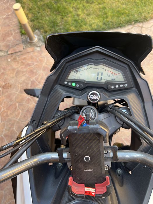Motocicleta Adventure Sym NHT 200cc / 1000km / 2023 /ABS