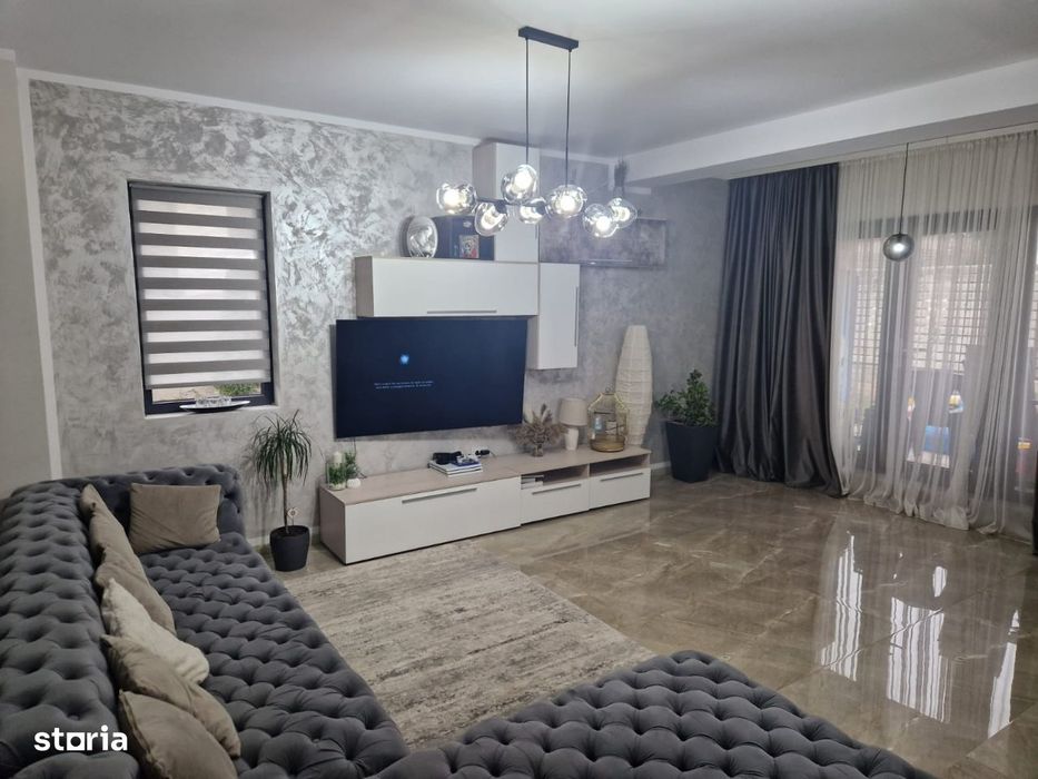 Casa de vanzare - Comuna Berceni/Gata de Mutare/600 mp