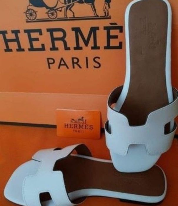 Papuci diverse marimi +geanta, alb imaculat,France, saculet, etichetă