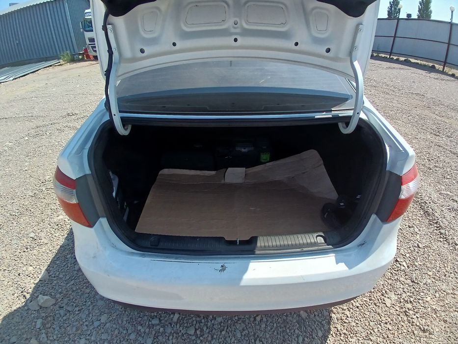 Продам киа рио 2014