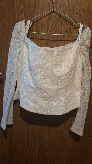 Rochie de mireasa, culoarea ivory