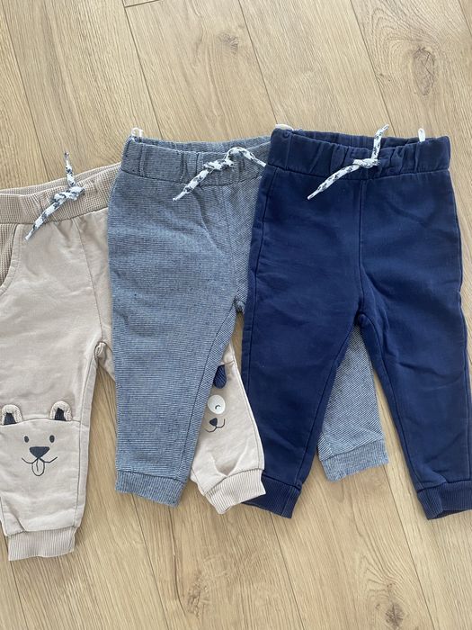 Set 3 pantaloni C&A, marime 80