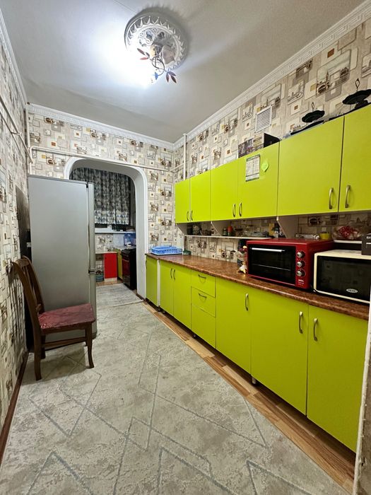 Уй сатылады микрорайон16дом4кв