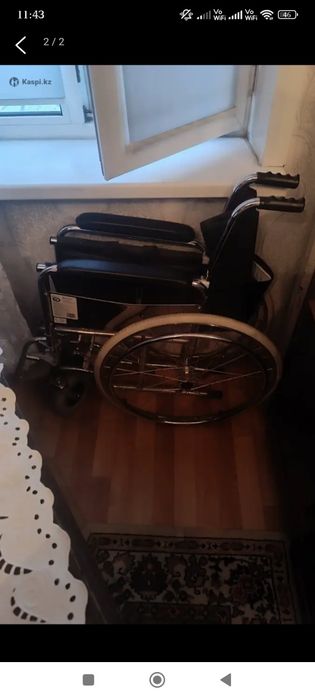 Продам инвалидную коляску