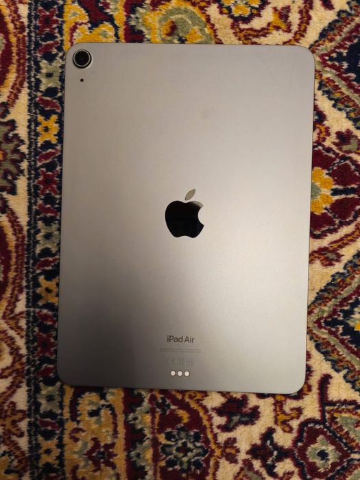 iPad Air 5 64GB + писалка и калъф