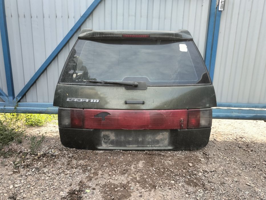 Крышка багажника ВАЗ LADA 2111