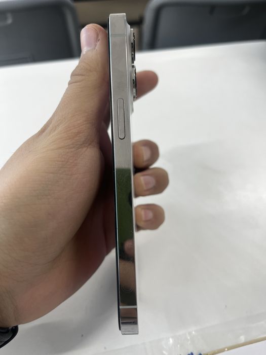 Продам айфон 13 про