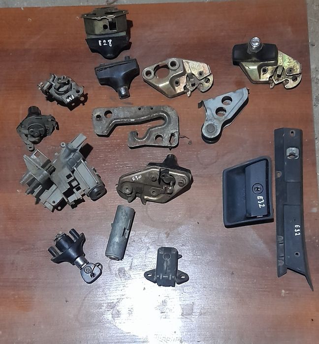 Продам запчасти bmw б/у подрибно по тел