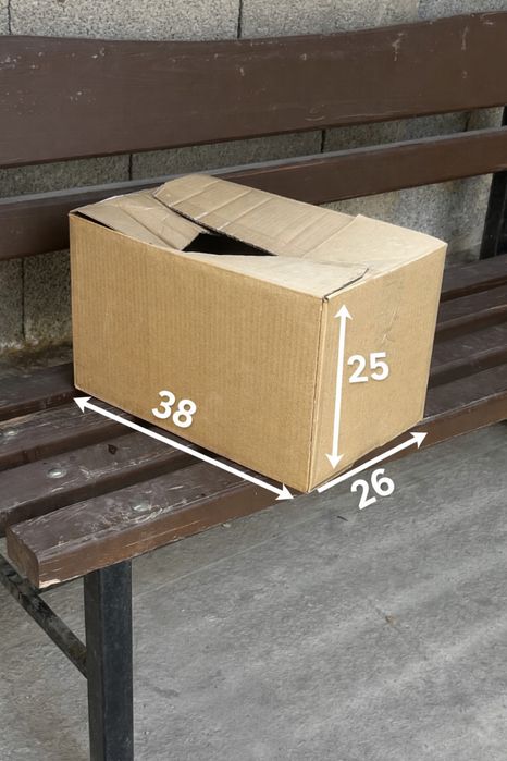 картонная коробка