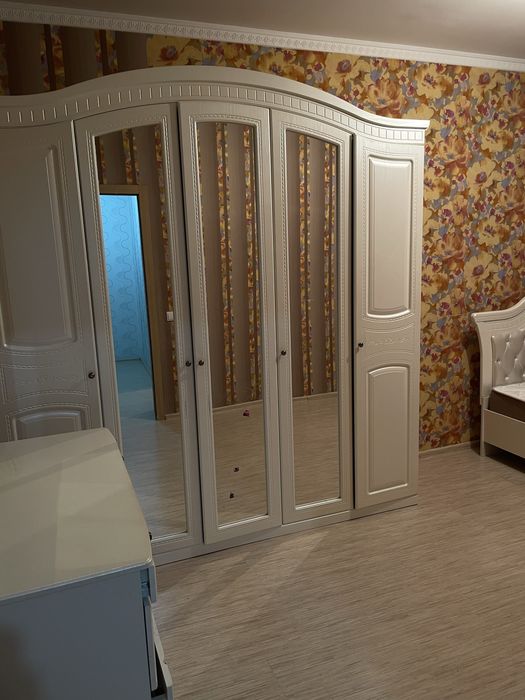 Спальний гарнитур кровать с матросом