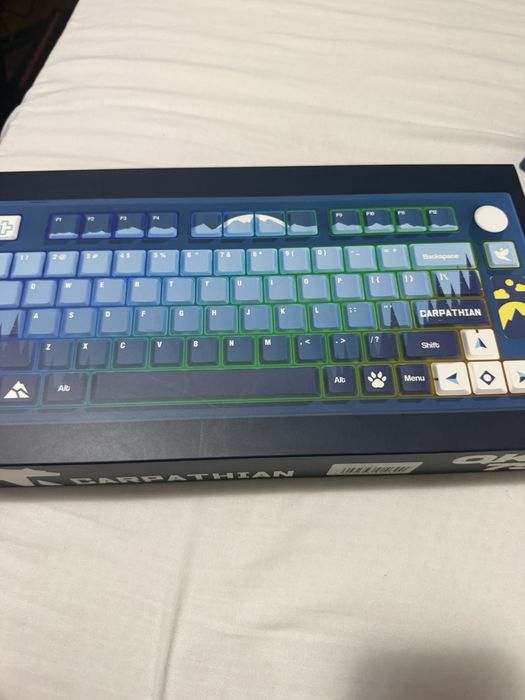 Tastatura qwerty gaming