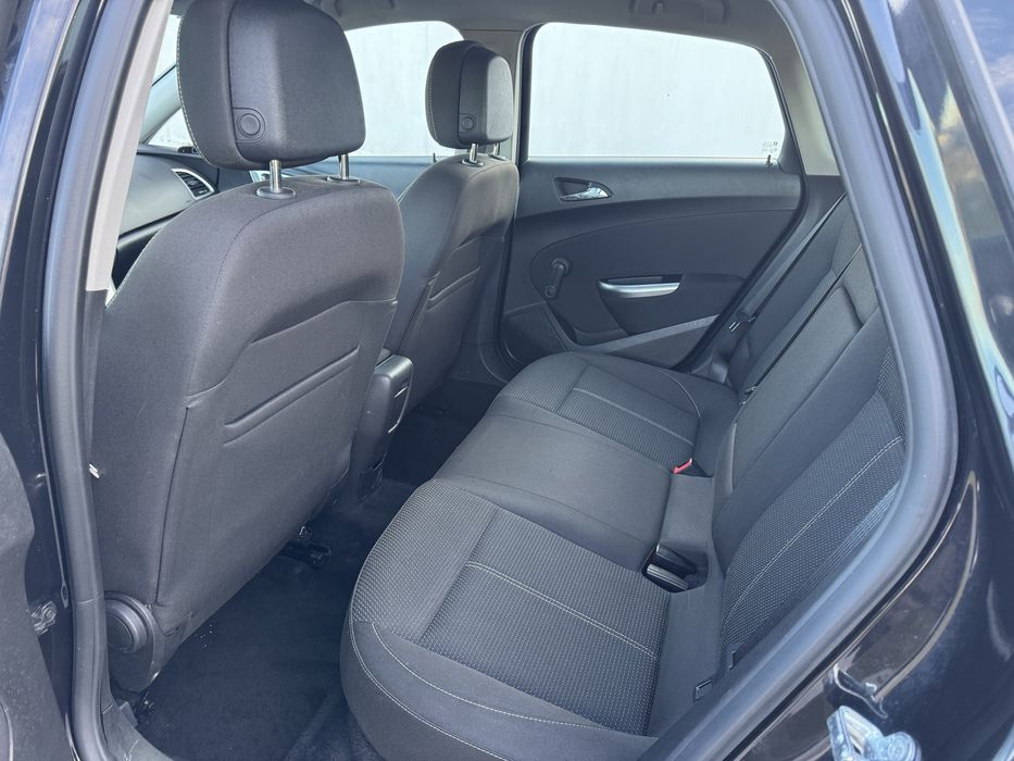 Opel Astra J 2.0 Diesel 160 cp *2011* 188.000km / Euro 5