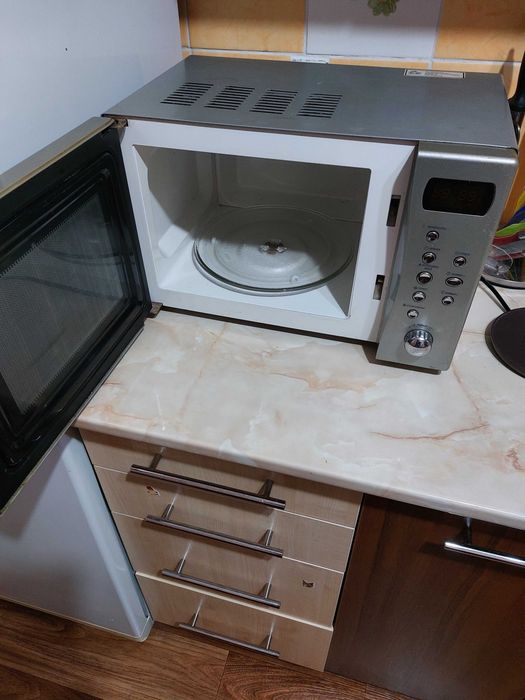 Микроволновая печь
