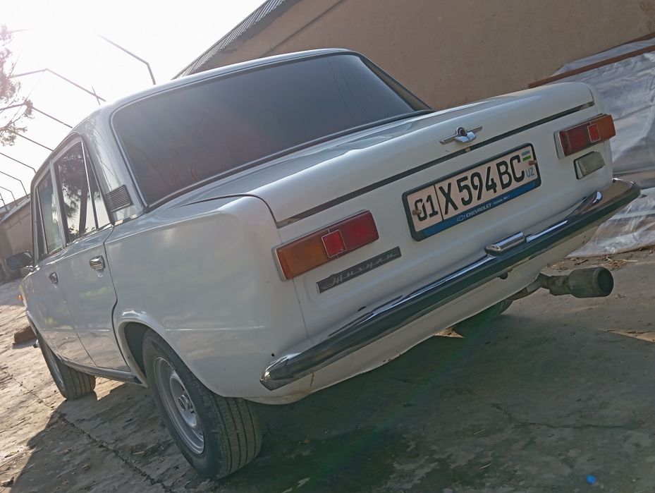 Vaz 21011 sotiladi holati ideal Benzinda