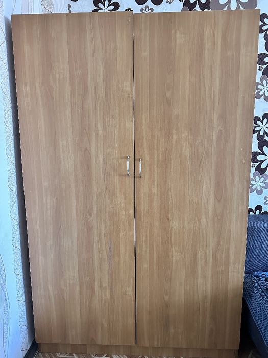 Шкаф, двудверная