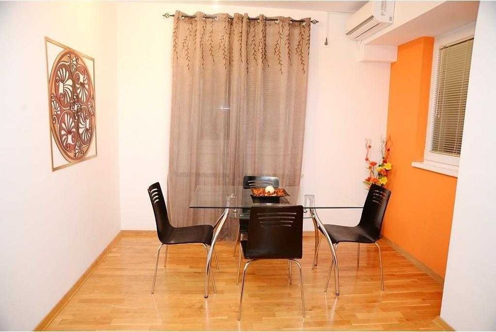 Дава се под наем Двустаен апартамент в Пловдив, Христо Смирненски - 57 кв.м за 204 € - Снимка #2