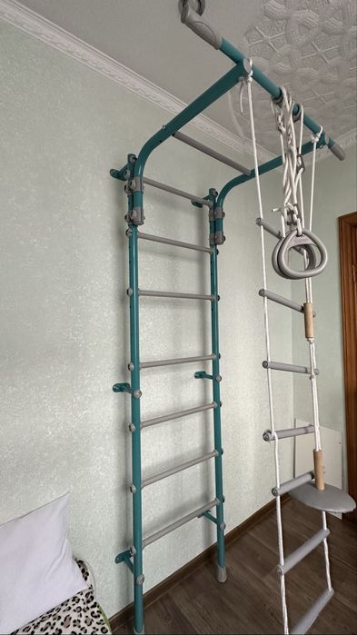 Продам шведскую стенку