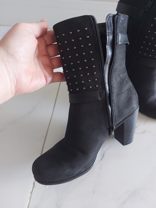 Продам женские сапожки