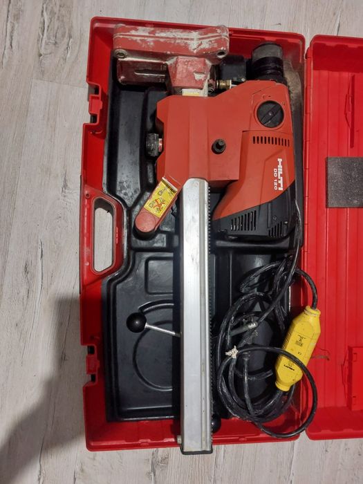 Mașina de carotat hilti de 120