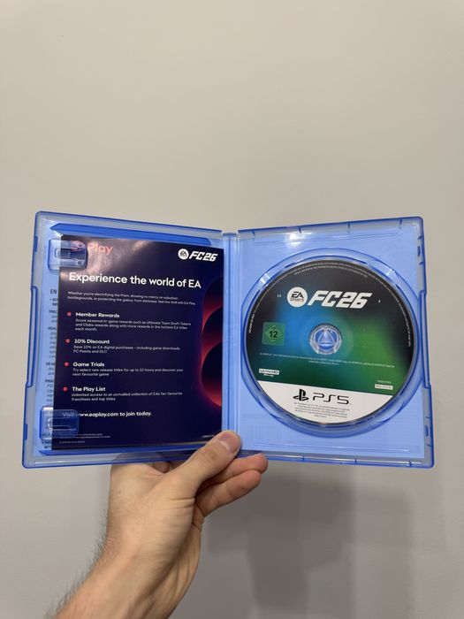 Продам FC26 для PS5
