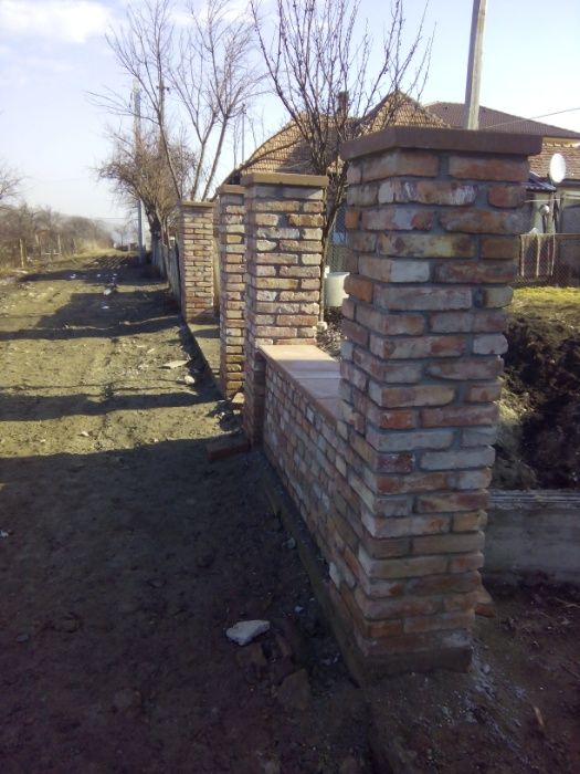 Împrejmuiri , garduri