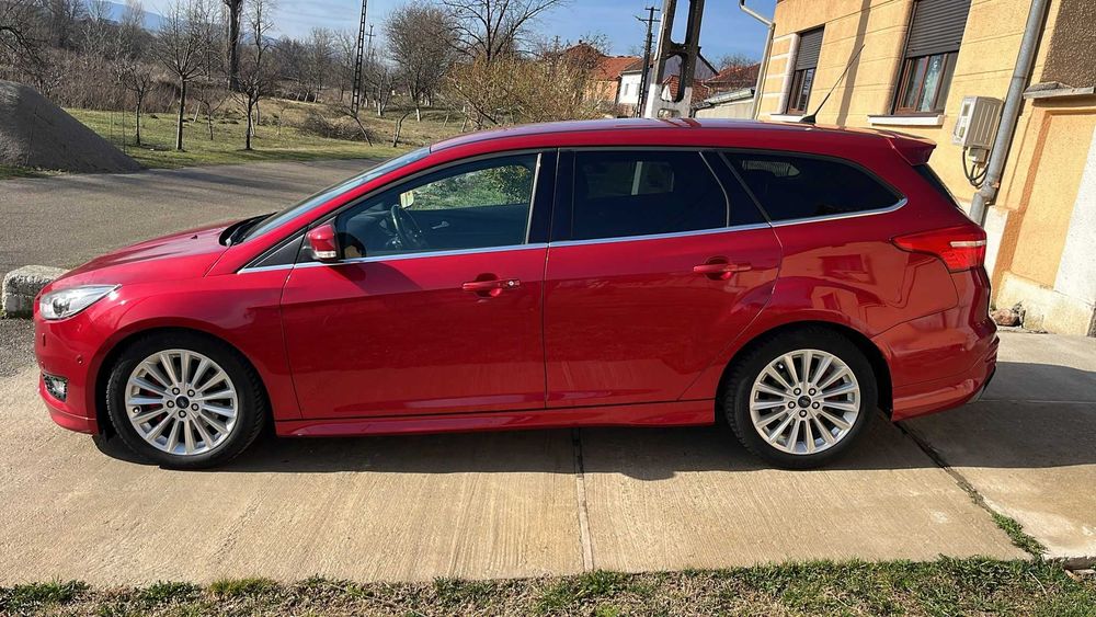 FORD Focus 2016 — imagine 5