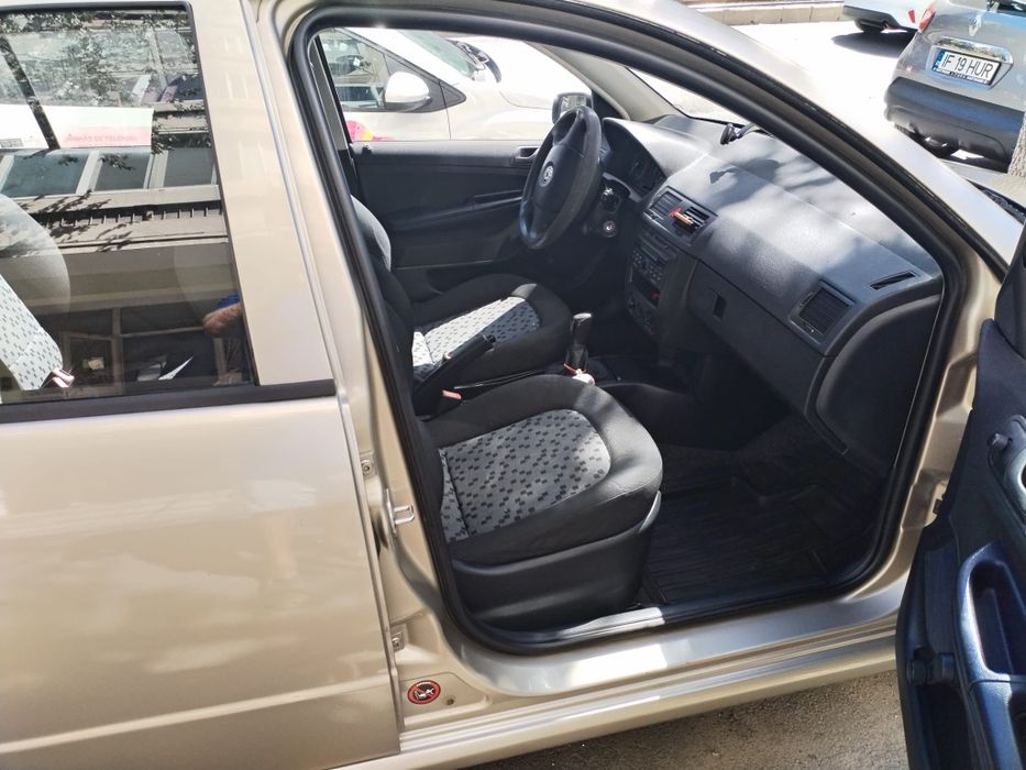 SKODA Fabia 2006 — imagine 5