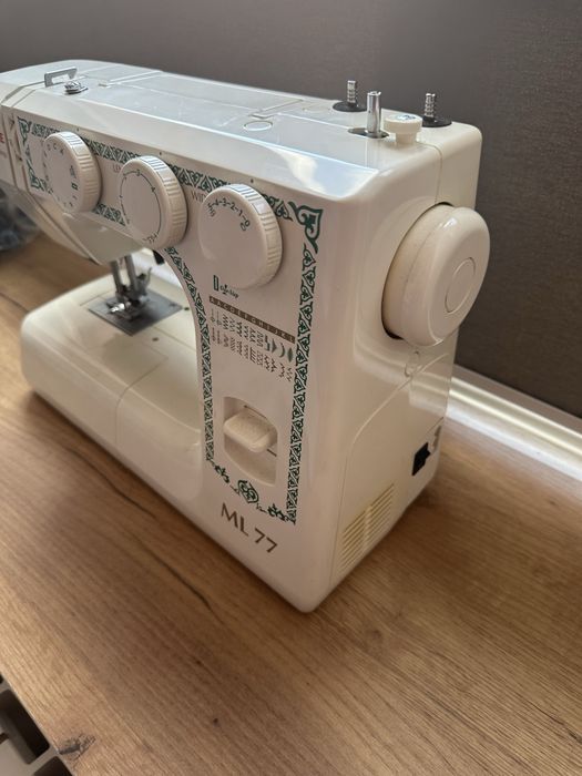 Швейная машина Janome ML 77