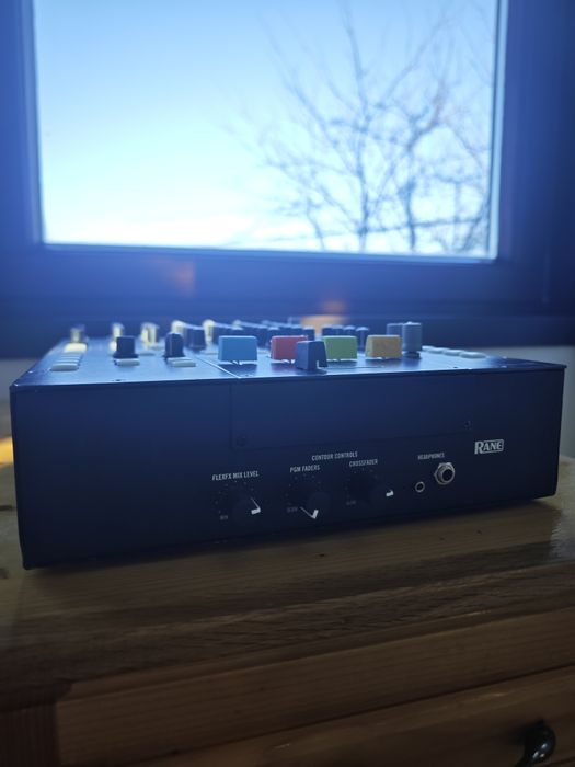 Mixer Club Rane Sixty-Eight  4 Canale Digitale