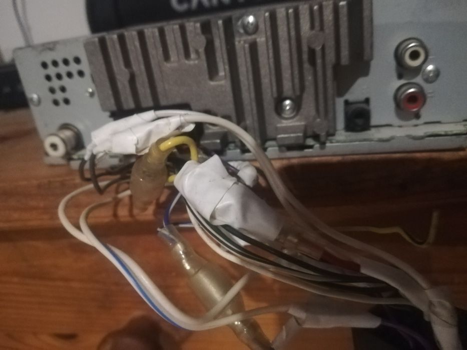 Продавам  CD +USB Pionner