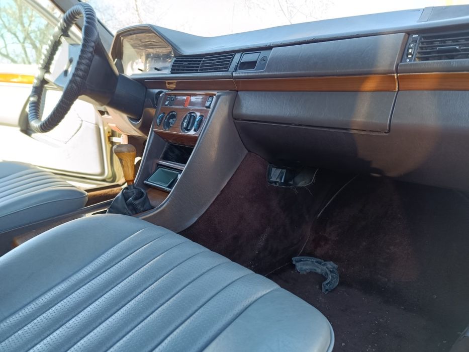 Салон mercedes 124 кузов