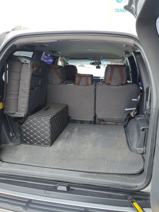 Продаю тайота ланкрузер прада 120