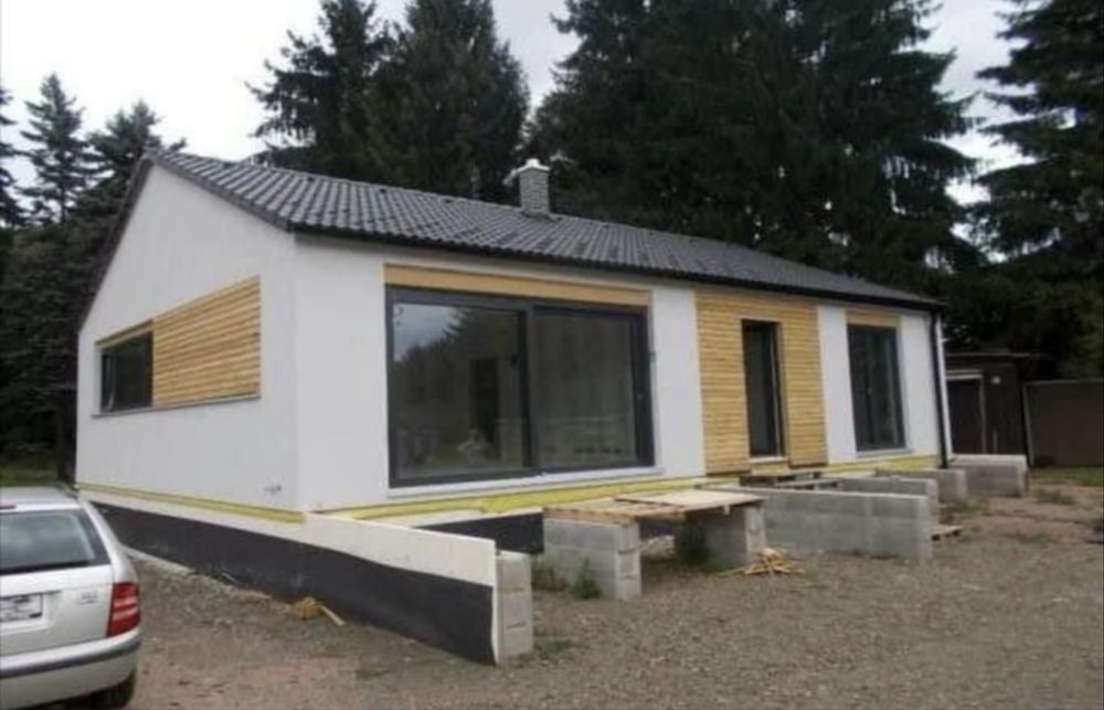 Vand Case pe structura metalica invelite cu panou sandwich extra gros!