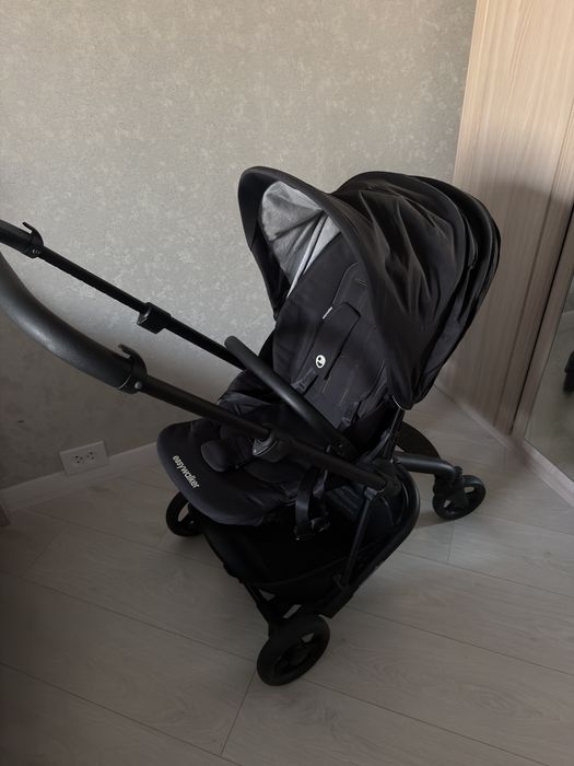 Продам коляску  easywalker charley 2