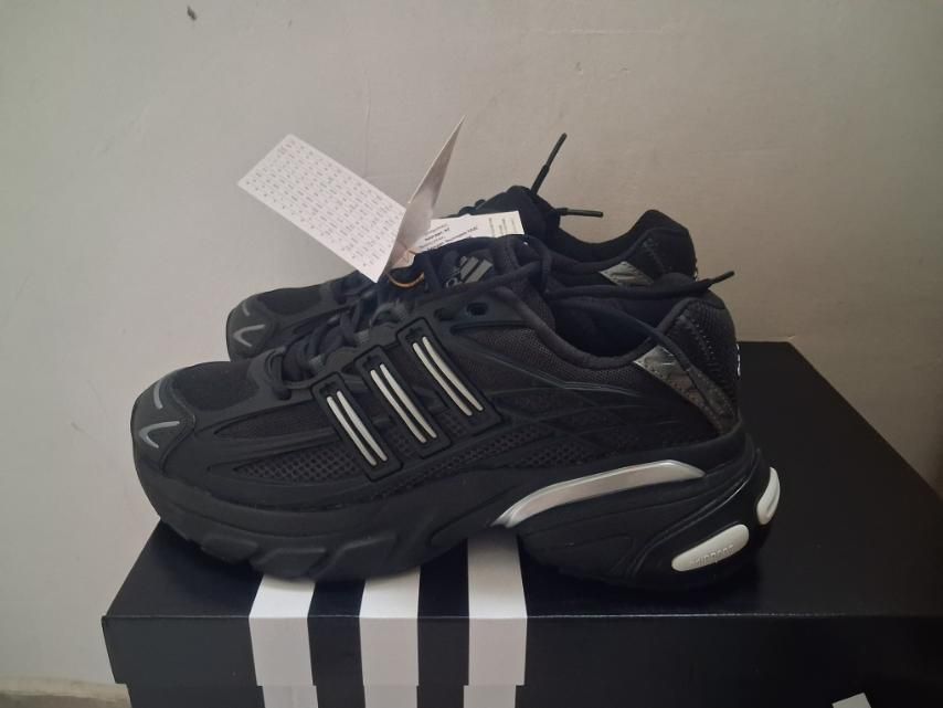 Adidas Adistar XLG 2.0   41 1/3