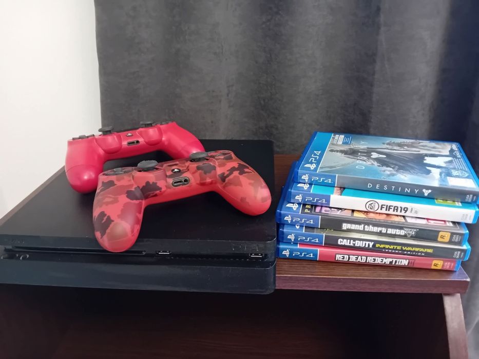 PS4 slim cu jocuri