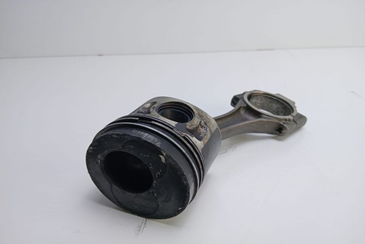 Piston cu biela   BXE 0386 DE Audi A3 8P