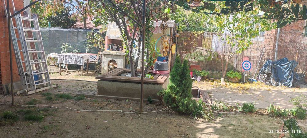 Продава се Къща в Казанлък - 70 кв.м за 2186 €/кв.м - Снимка #3