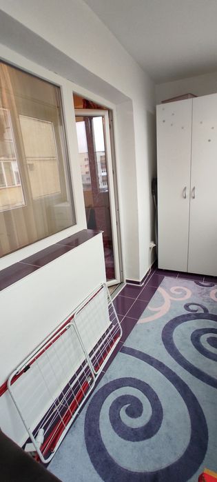 De închiriat apartament cu 1 camera 240 euro