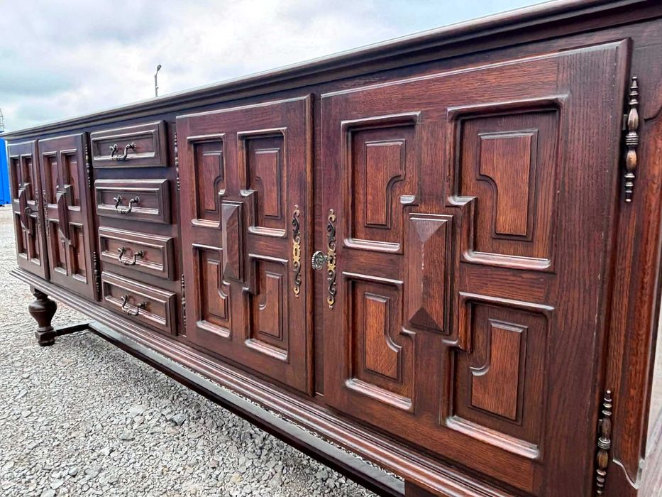 Винтидж, ретро, старинен скрин, шкаф, масичка