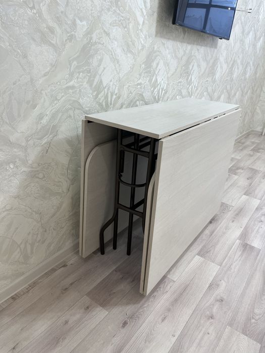 Продается стол!