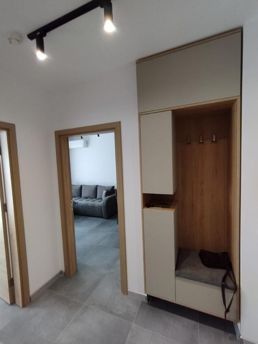 Дава се под наем Двустаен апартамент в Варна, Цветен квартал - 60 кв.м за 850 € - Снимка #8