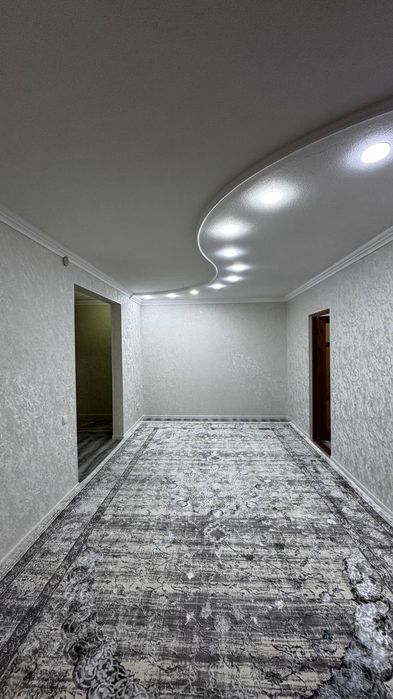 Продается 2х комнатна квартира на 1 вом этаже
Ориентир: Гагарина
Сзади